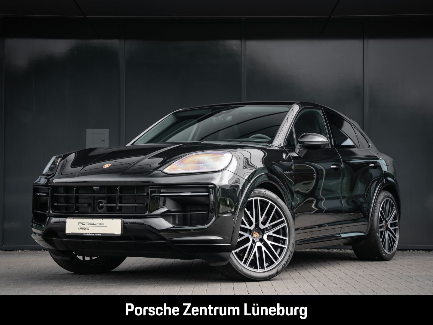 Porsche Cayenne E-Hybrid Coupe InnoDrive Sportabgas HUD