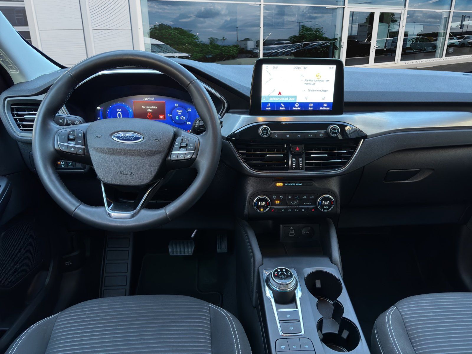 Fahrzeugabbildung Ford Kuga 2.5 PHEV Plug-In Hybrid Titanium