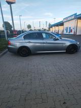 BMW E90 335d - BMW 335 mit Diesel-Antrieb: Limousine
