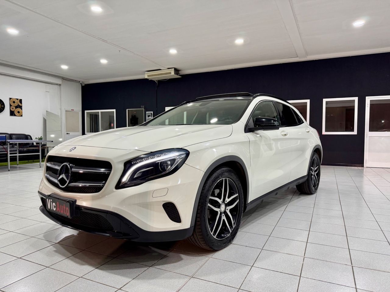 MERCEDES-BENZ Mercedes-benz GLA 200 d Automatic Enduro