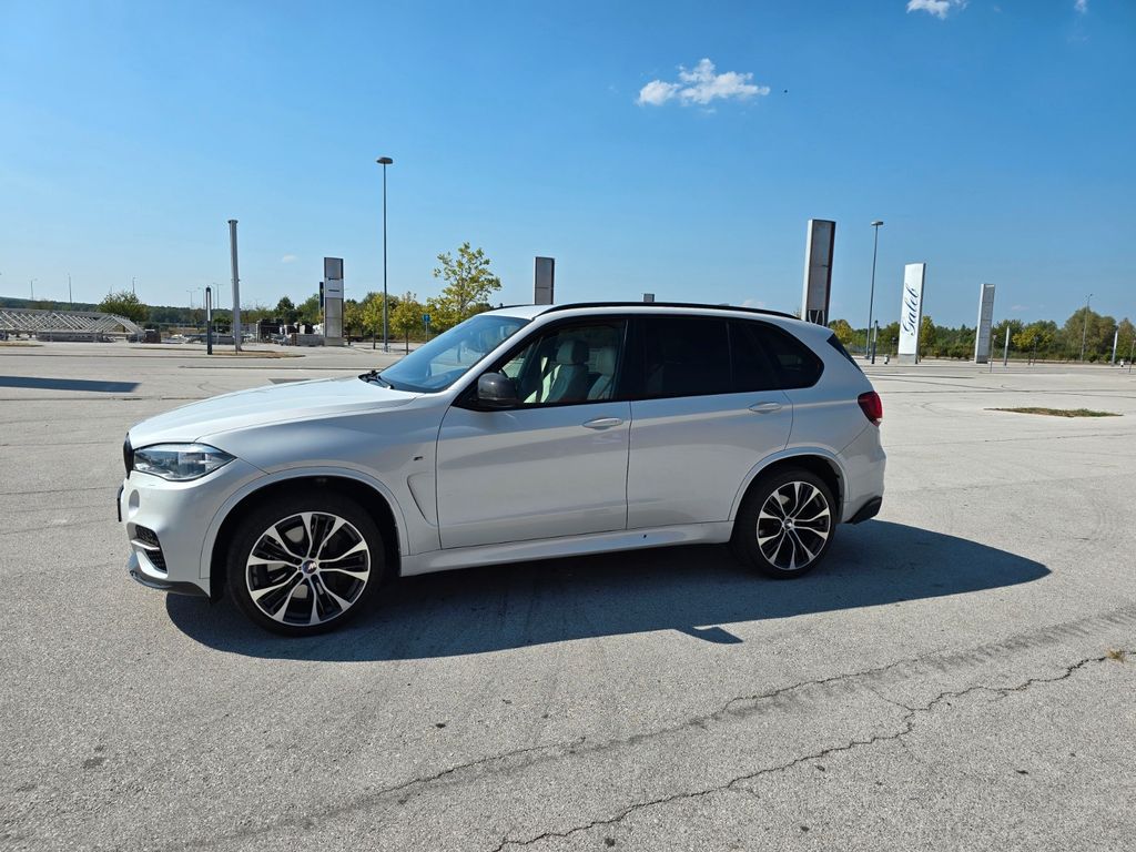 Image of BMW X5 M50