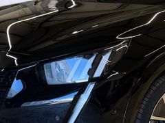 PEUGEOT 208 e- GT Panorama Navi Digitales Cockpit LED AC