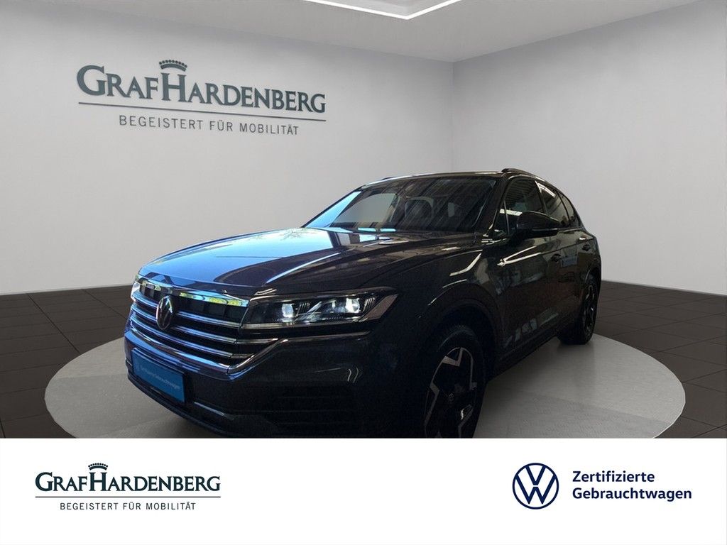 Volkswagen Touareg - 1