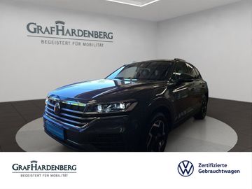 Volkswagen Touareg - 1