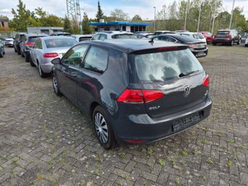 Volkswagen Golf - 4