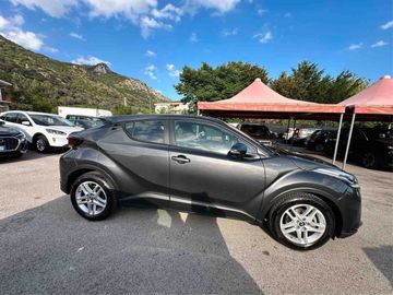 Toyota C-HR - 9