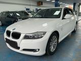 BMW 2.0 320d X Drive Leder Xenon AHK LED - BMW: Kombi, 3.0