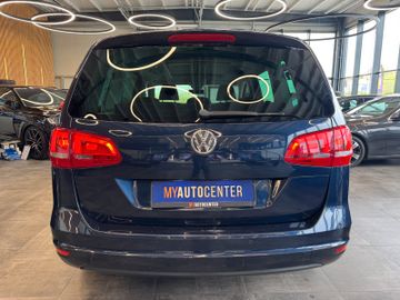 MYAUTOCENTER – Gebraucht- und Jahreswagen mit Werkstattservice in Pfaffenhofen Volkswagen Sharan*7SITZER*AHK*PANO*DCC*PDC*Bi-XENON*TEMPO*N