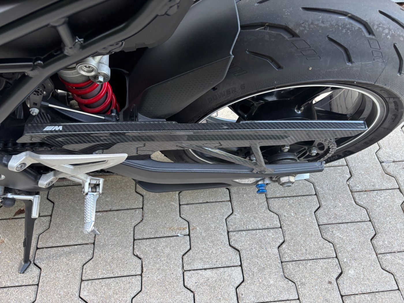 Fahrzeugabbildung BMW S 1000 R Dynamikpaket Kurzer Kennzeichenhalter