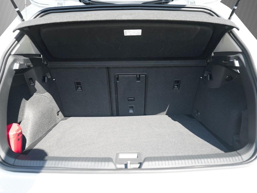 Volkswagen Golf VIII 1.5 TSI GOAL /LED/Navi/AHK/ACC/RFK, миниатюра 6