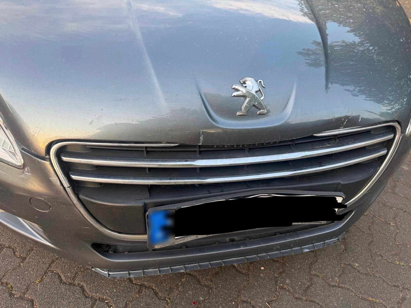 Peugeot 508 2011 — photo 8
