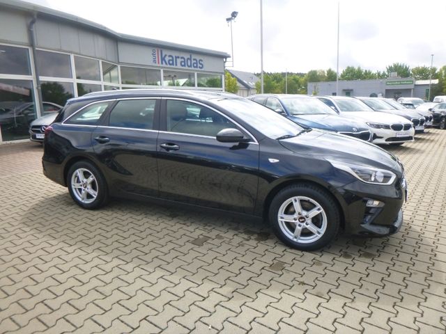 Fahrzeugabbildung Kia cee'd Sportswagon 1,6 CRDi >AUT/KAM/NAV/SHZ<