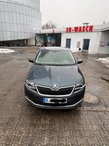 Skoda Rapid Spaceback 2019  Automatik  B... - Skoda Rapid Gebrauchtwagen in Berlin