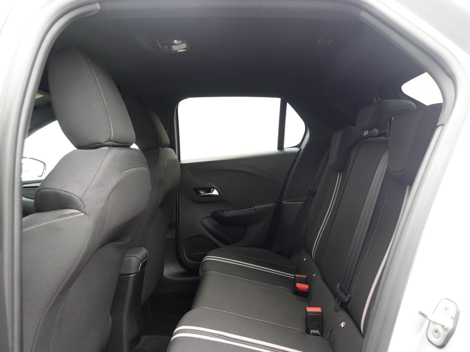 Fahrzeugabbildung Opel Corsa GS 1.2T,Navi,Kamer,LED,Sitzhzg,Allwetter