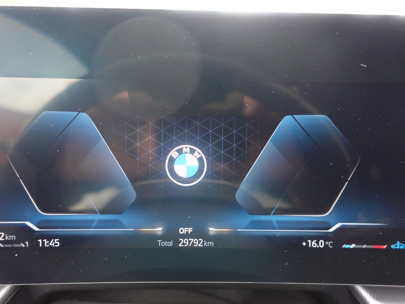 Fahrzeugabbildung BMW 218i Active Tourer Aut. DCT Ad.LED/AHK/el.Heckkl