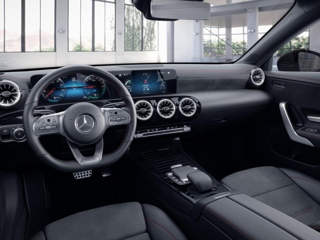 Mercedes-Benz CLA 250 e Coupé AMG Sport NIGHT MULTIB. LED 360°