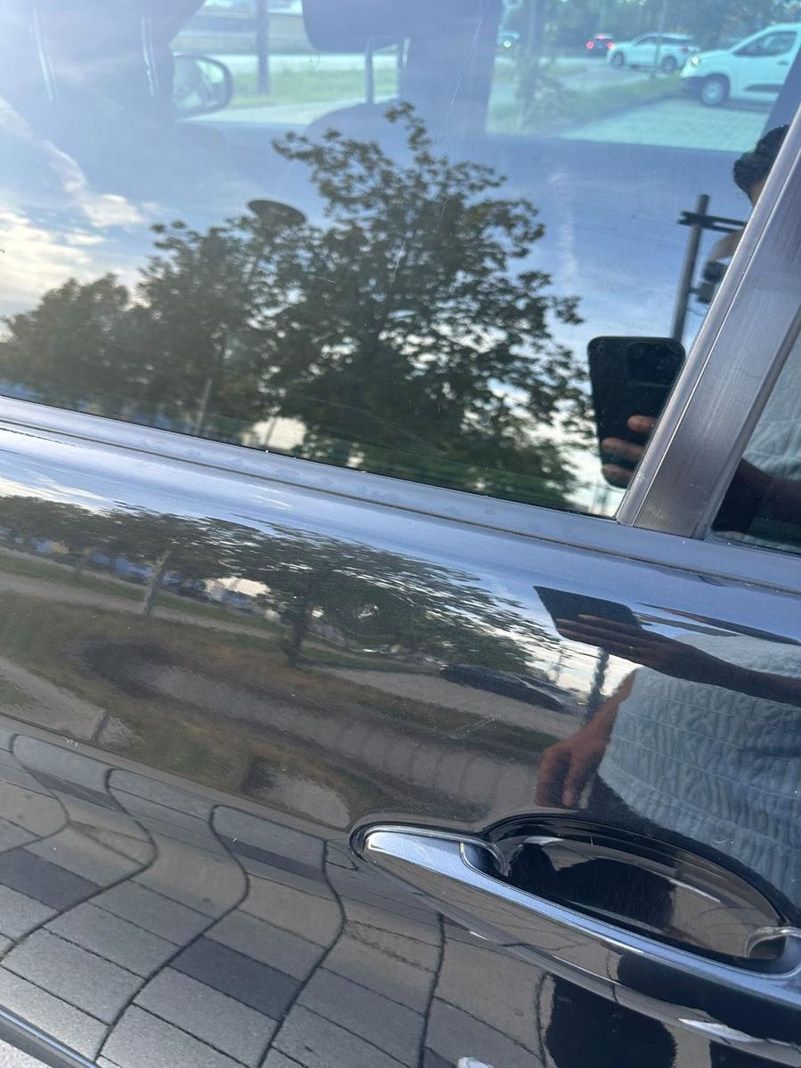 BMW 318 2012 — photo 8
