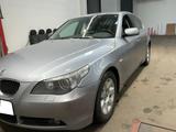 BMW 525i Limousine Advantage Navi Xenon Scheckheft - graue BMW 525