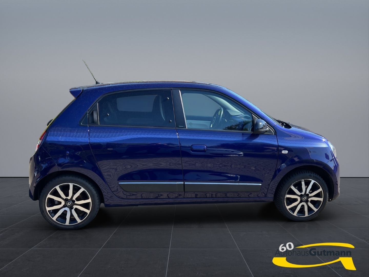 Fahrzeugabbildung Renault Twingo Cosmic 0.9 TCe 90 EDC Klimaautom DAB Temp