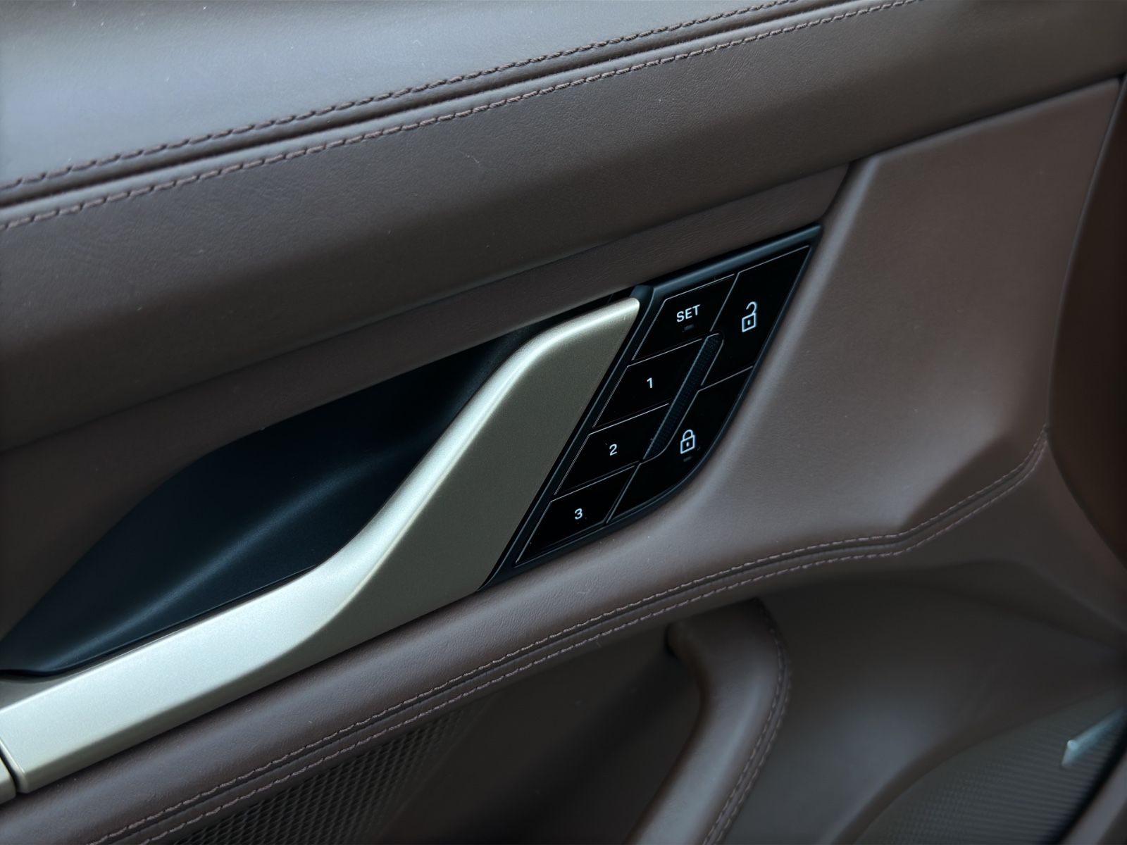Porsche Taycan Turbo°BOSE°PANO°LUFT°VENT°ST-HT°360° foto 13