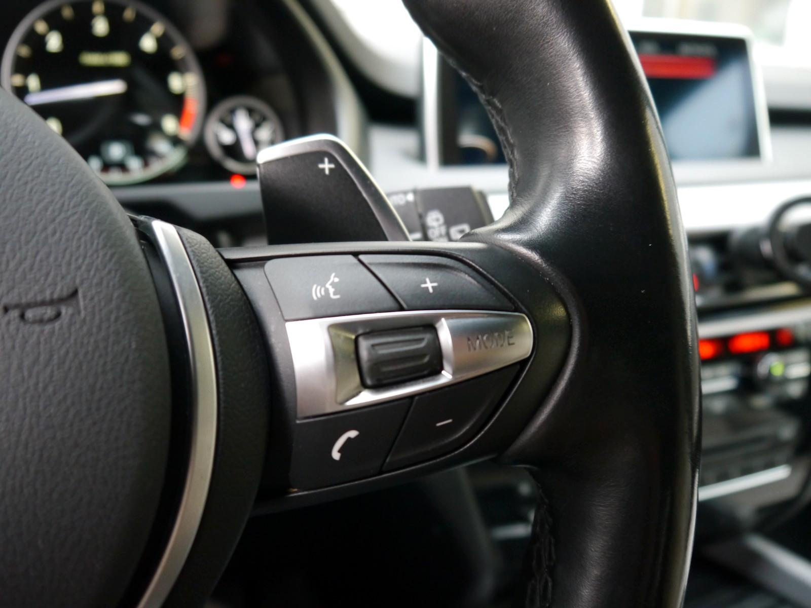 BMW X5 M50d F15 381 ch • BVA • H&K • Surround View • Head-Up Display