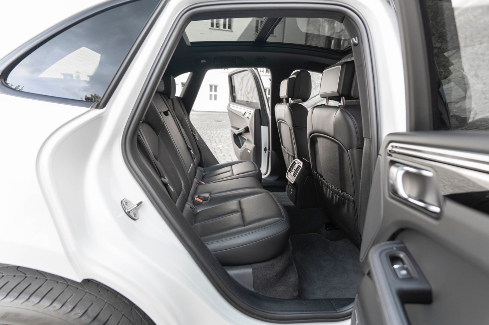Fahrzeugabbildung Porsche Macan S BOSE PASM 360° PANO LED CARPLAY ACC