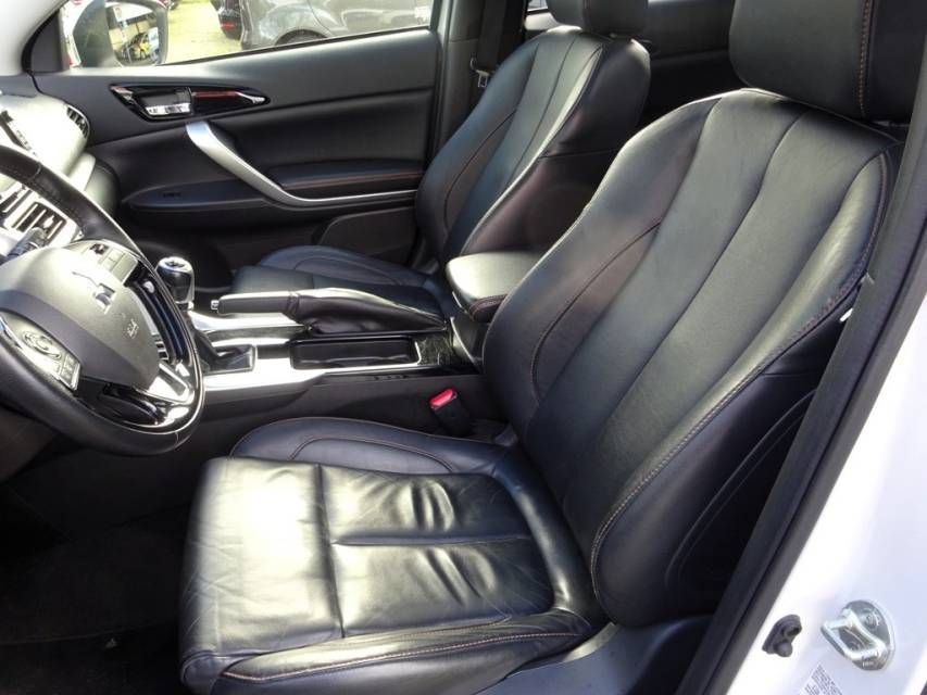 Fahrzeugabbildung Mitsubishi Eclipse Cross  1.5 T-MIVEC Top AHK