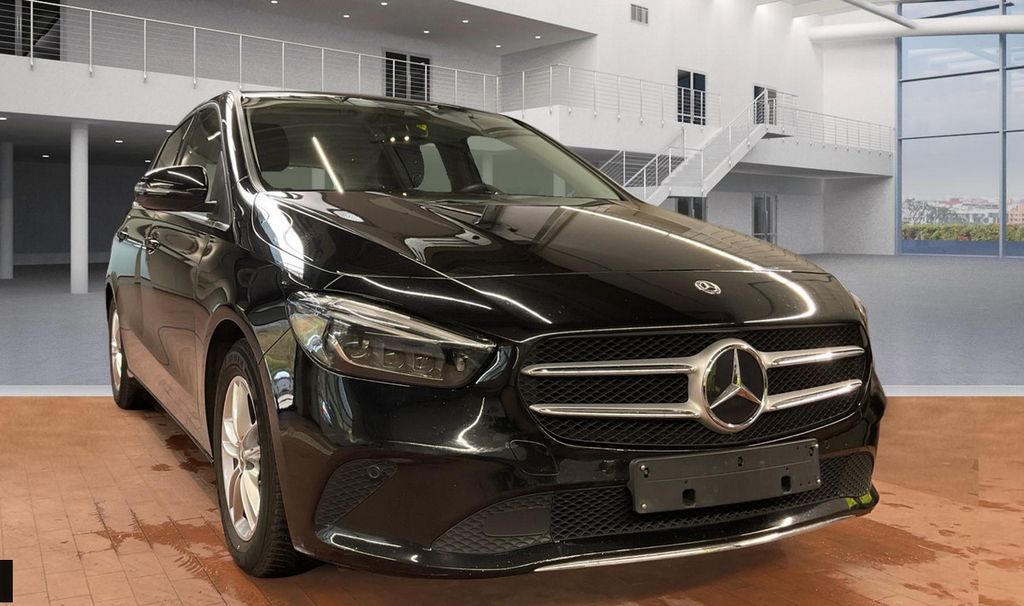 Image of Mercedes-Benz B 180