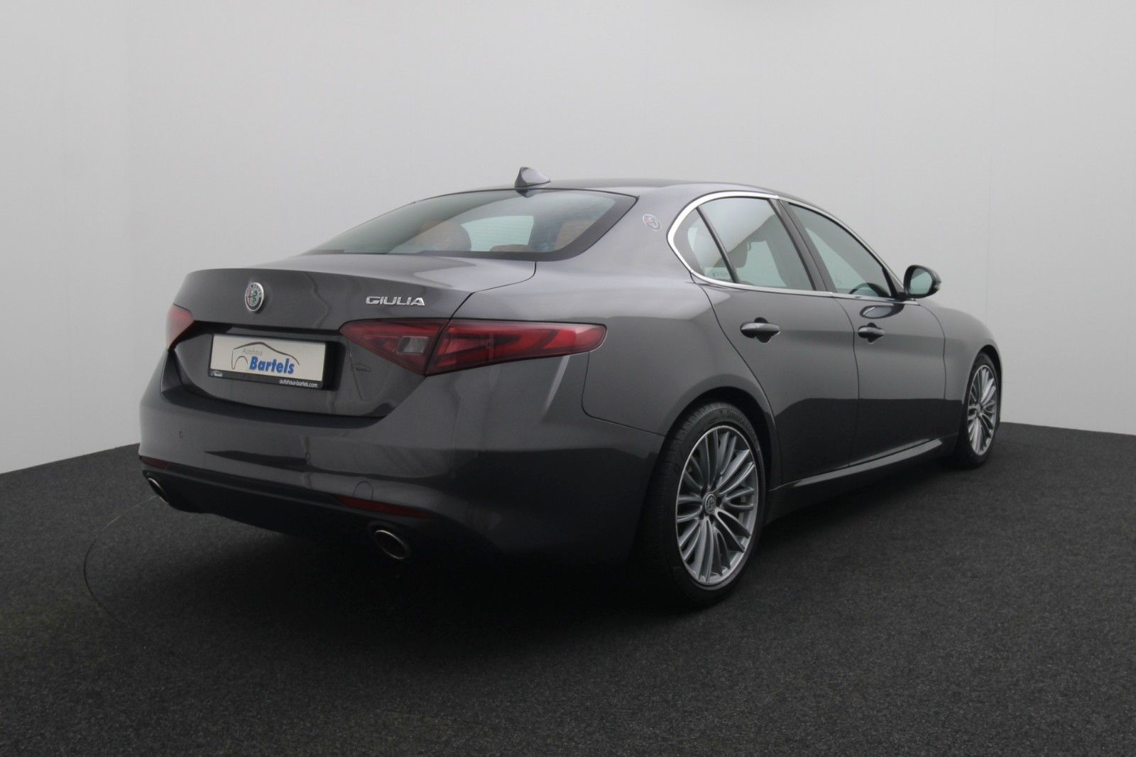 Fahrzeugabbildung Alfa Romeo Giulia 2.2 Super