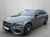 Mercedes-Benz E 200 T 4Matic AMG Line *Panorama*AHK*LED* - graue Mercedes-Benz E 200