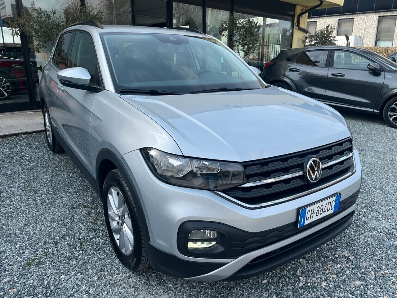 Volkswagen T-Cross 1.0 TSI 110 CV DSG 11/2021 ** imagem 3
