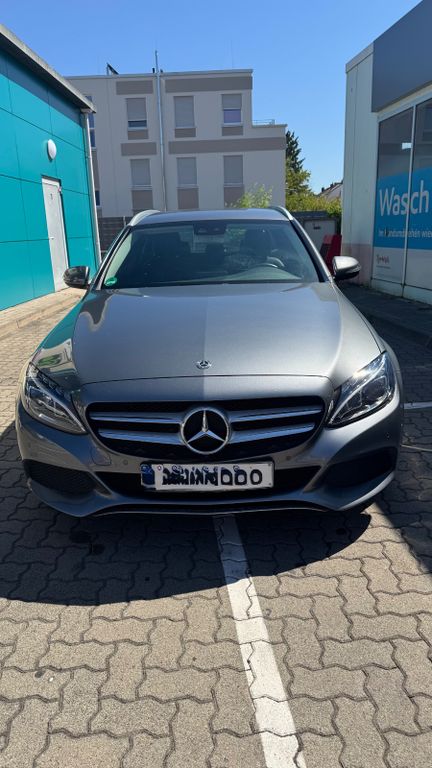 Image of Mercedes-Benz C 220
