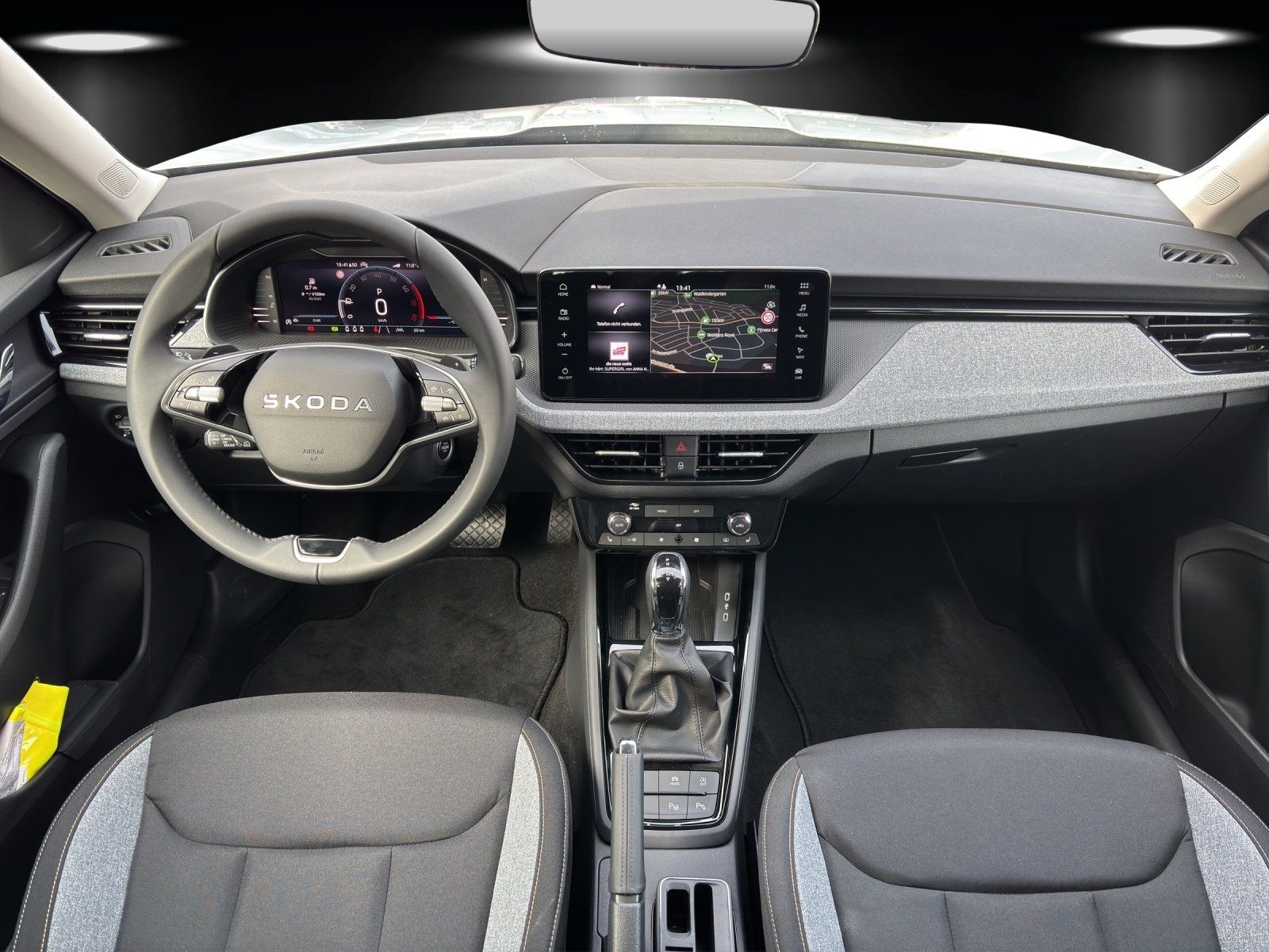 Fahrzeugabbildung SKODA Kamiq Tour 1,0 TSI 85 kW DSG
