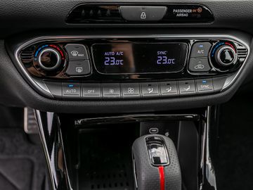 Hyundai i30 1.6 N Line Fernlicht-Assistent Kamera Navi