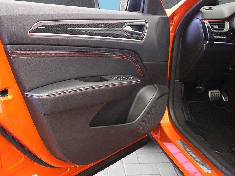 Fahrzeugabbildung Renault Arkana Mild Hybrid 160 EDC R.S. Line*Fast Track*