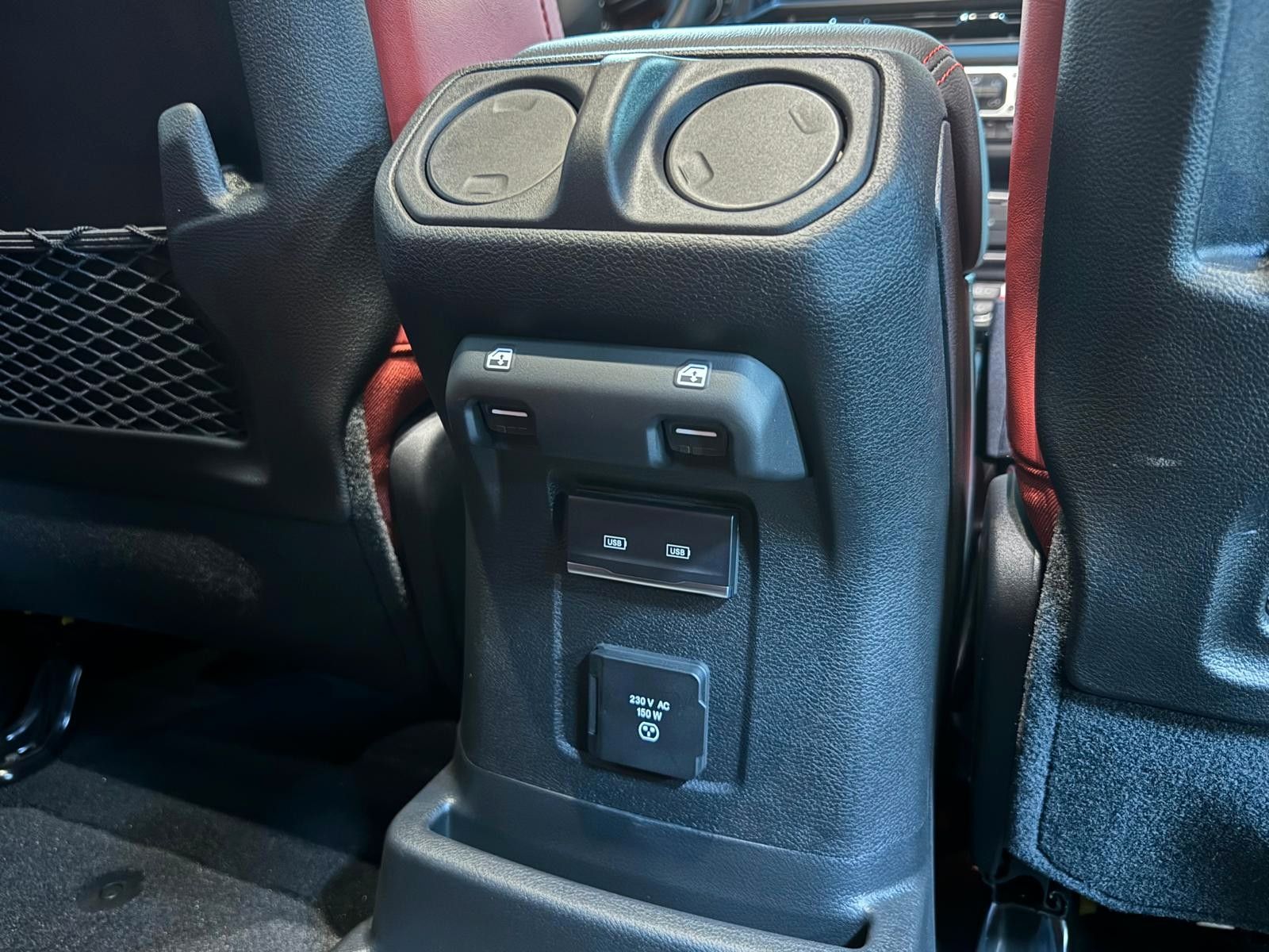 Fahrzeugabbildung Jeep RUBICON 392-6.4L HEMI V8-RECON 35"-STEEL BUMPER