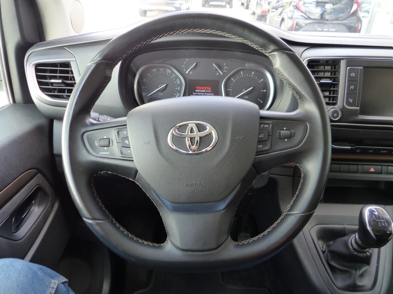 Toyota Proace Verso 2.0D L1 TeamD Navi SHZ 8Sitze Alu