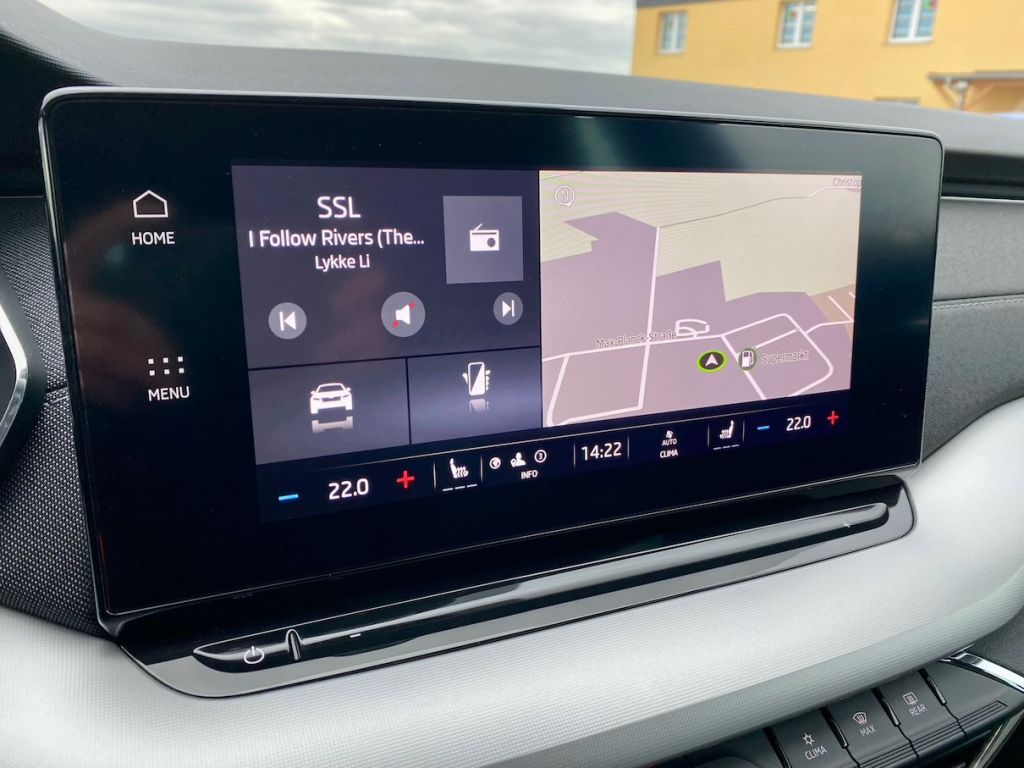 Fahrzeugabbildung SKODA Octavia Combi 2.0 TDI Style AAC NAVI LED HEAD UP