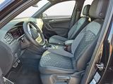 Volkswagen Tiguan 2.0 TDI DSG R-Line 4Motion AHK Pano RüKa - VW Tiguan Gebrauchtwagen in Duisburg