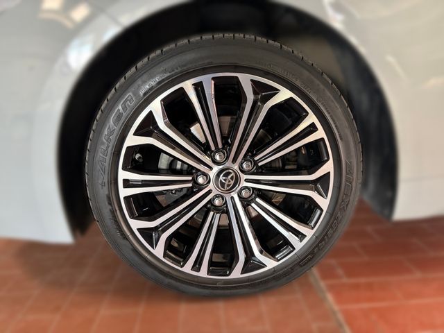 Corolla TS 1,8 Heller Innenraum Hybrid