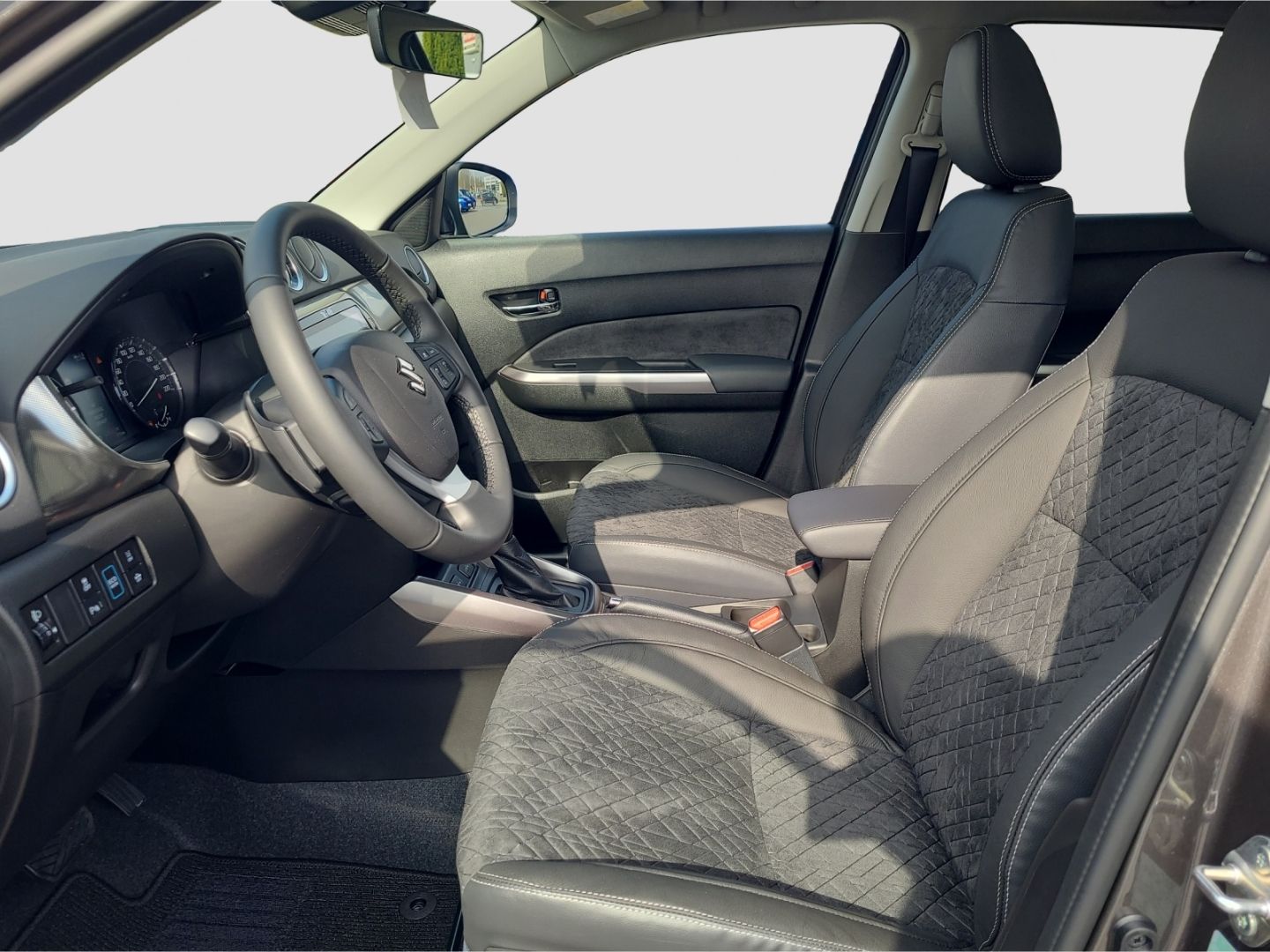 Suzuki Vitara - Bild 9