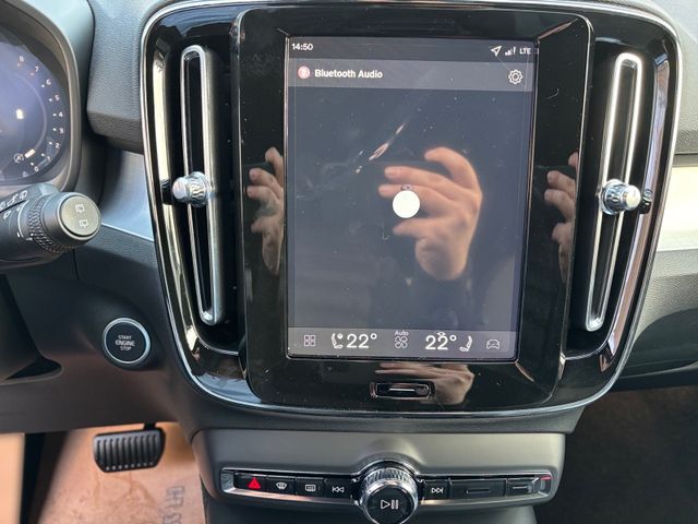 Volvo XC40 Plus Black Edition 2WD*AHK*360°*