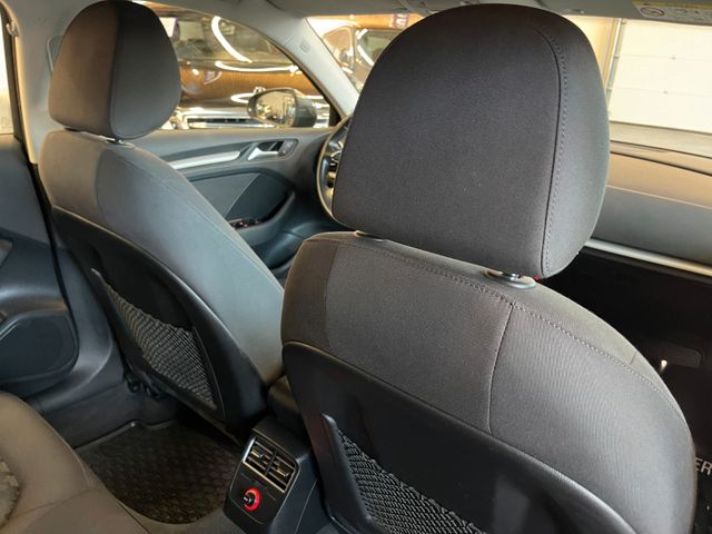 Audi A3 Sportback attraction ultra*2. Hand*Navi*Xenon