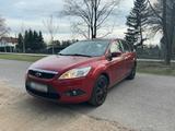 Ford Focus 1.6 Benzin  82.000 km - Ford Focus aus 2008: 1.6