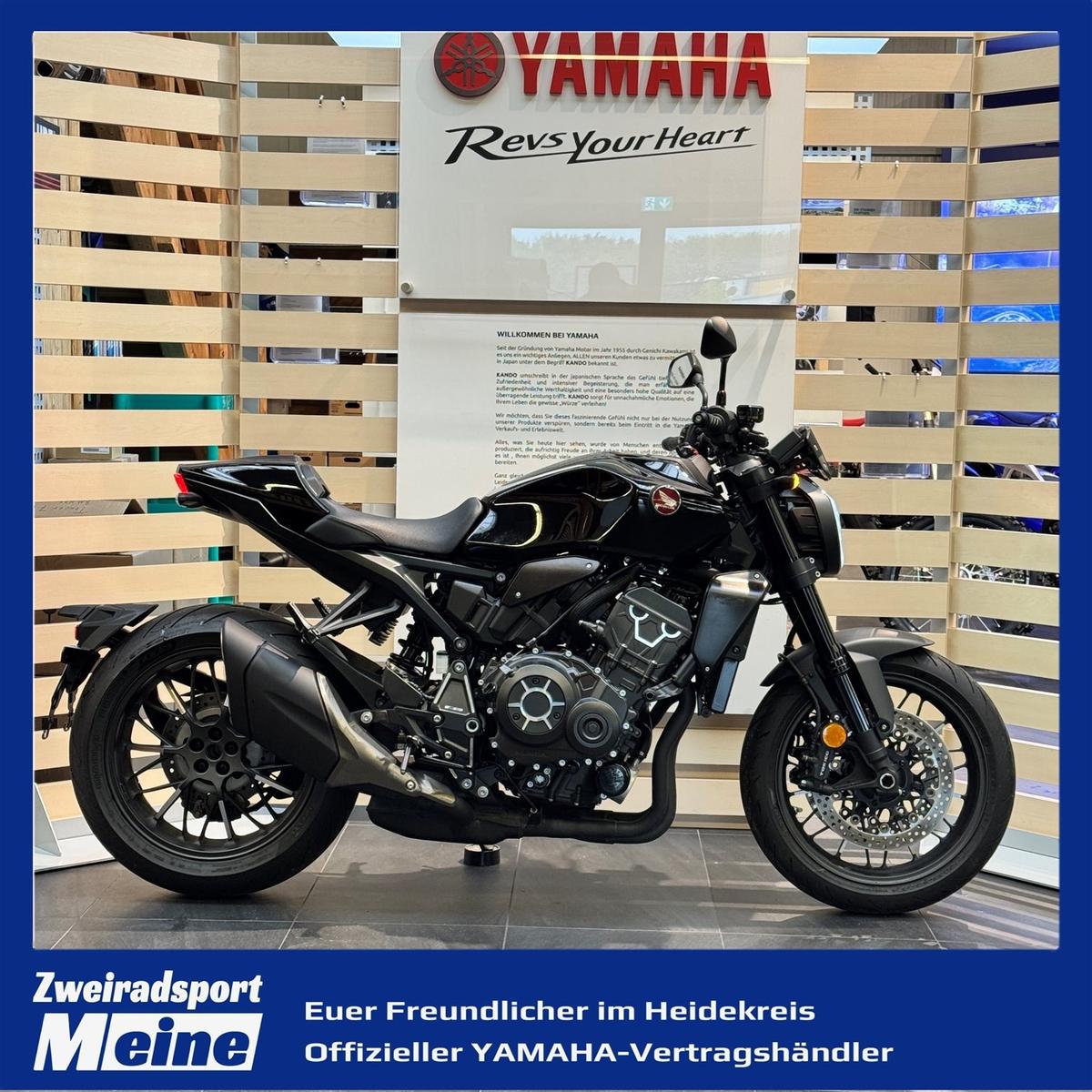 Honda CB1000R Black Edition * 1. Hand * nur 3.338km *
