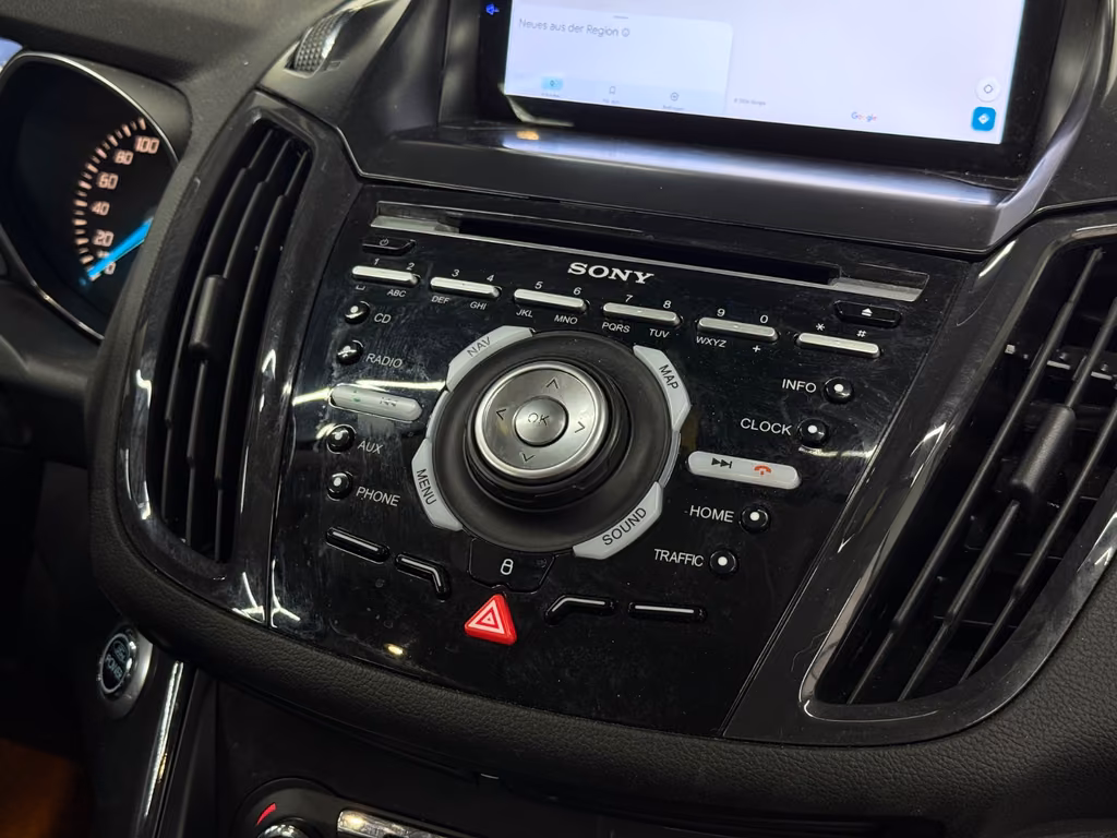 Ford Kuga Titanium, Foto 34 von 45