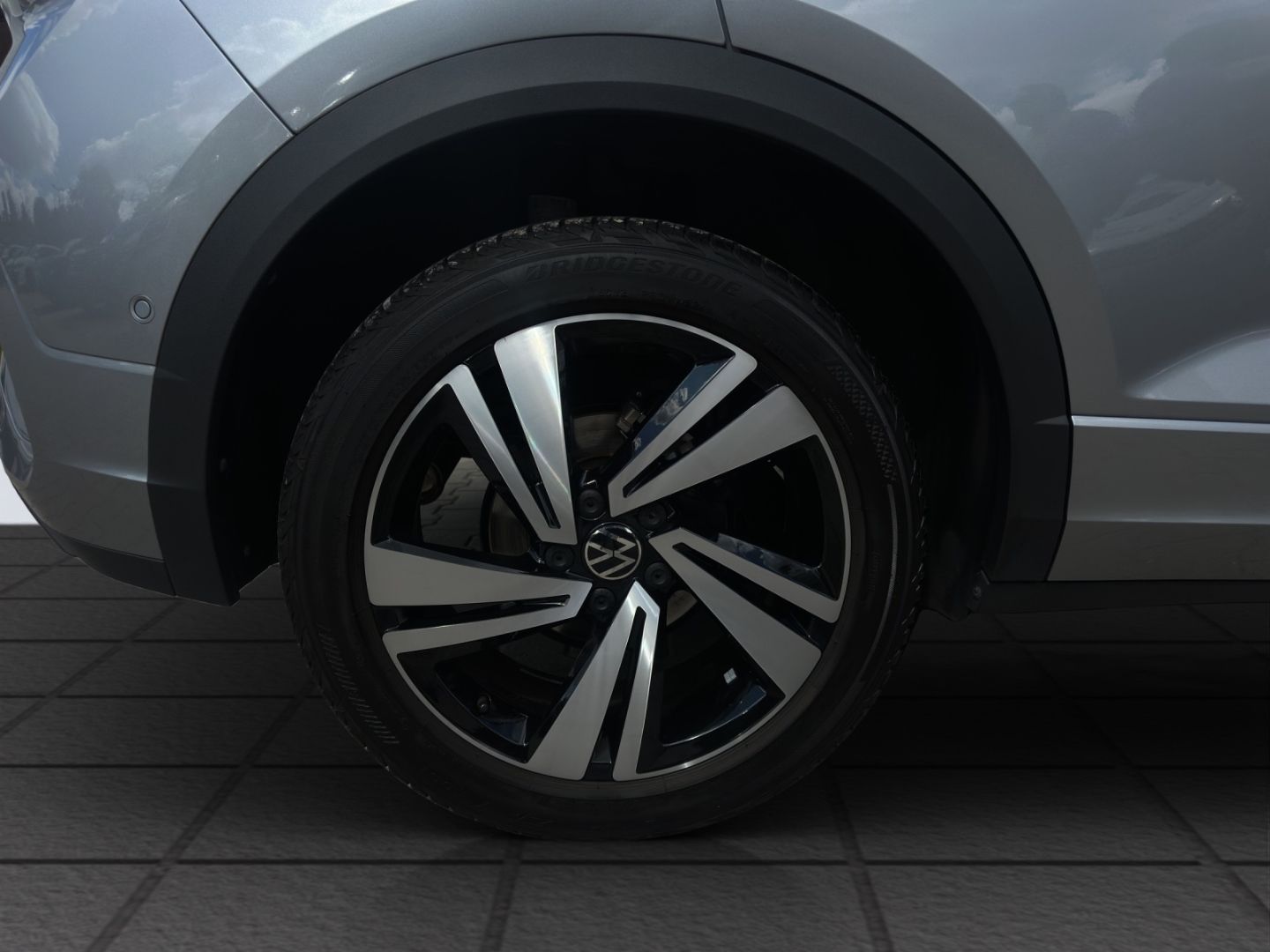 T-Roc 1.5 TSI R-Line 110kW DSG AHZV BeatsAudio A