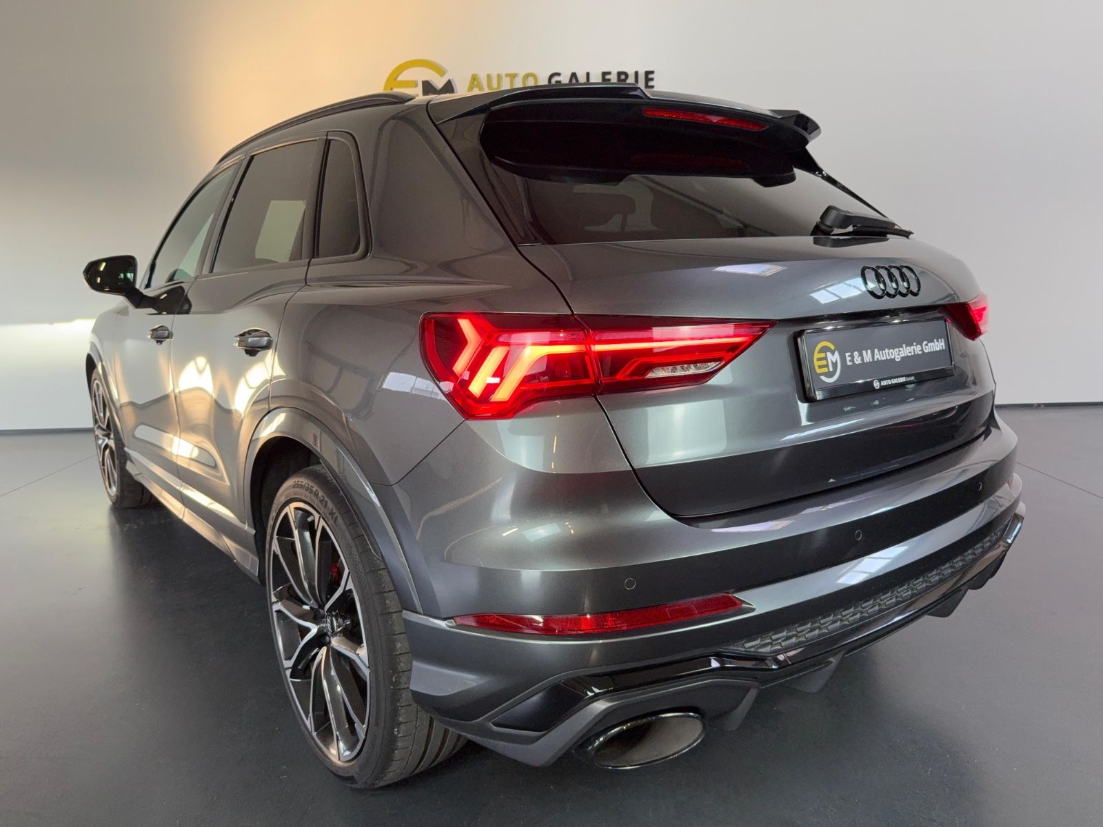 Audi RSQ3 2.5 TFSI qu Pano 360 AHK Sonos Leder RS AGA foto 3