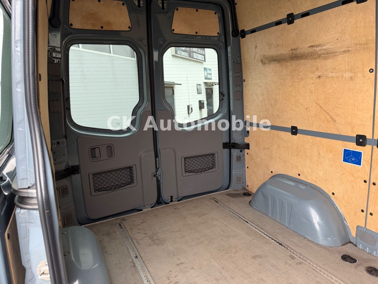 Fahrzeugabbildung Mercedes-Benz Sprinter II Kasten 316 CDI Autom./Navi/Bi-Xenon