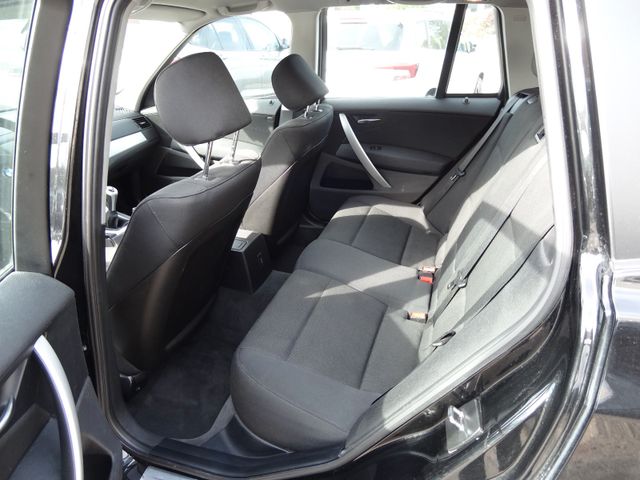 Fahrzeugabbildung BMW X3 2.0d/4x4/2.Hand/SitzH/TopZustand/Alu/